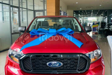 Ford Ranger XLS AT giảm giá ưu đãi